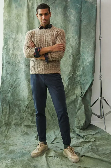 Sweter z domieszką wełny męski melanżowy kolor beżowy
