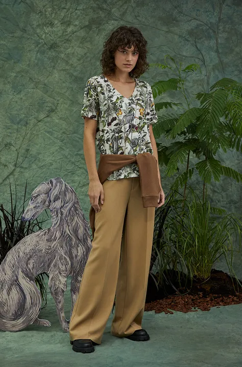 Bavlněné tričko dámské z kolekce Grafický atlas zvířat béžová barva