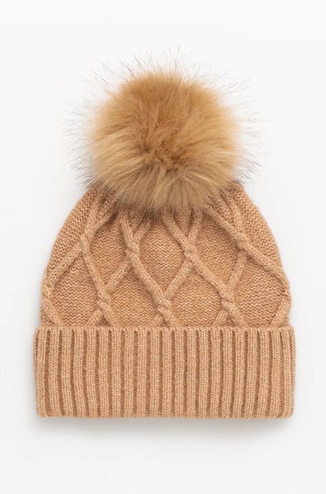 Czapka damska beanie z pomponem  kolor beżowy