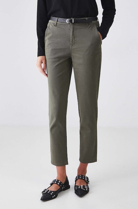 Spodnie damskie chino z paskiem kolor zielony