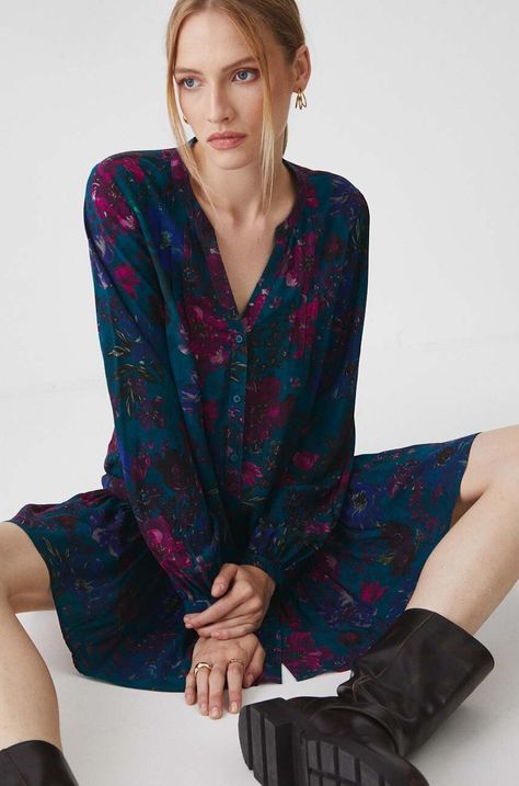 Рокля Medicine в тюркоазено къса с уголемена кройка