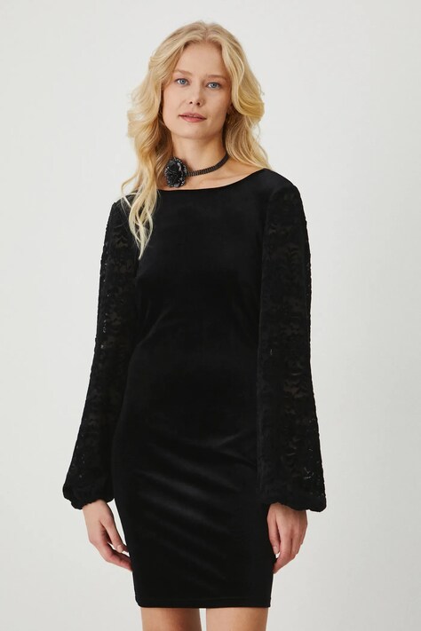 Medicine rochie culoarea negru, mini, mulată