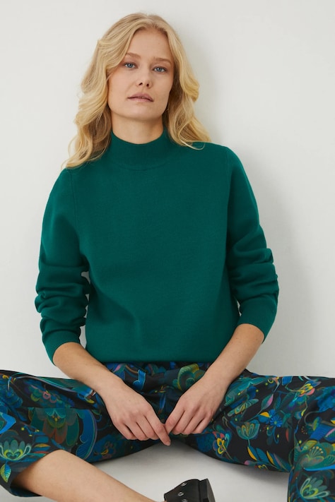Светр Medicine жіночий колір зелений легкий півгольф