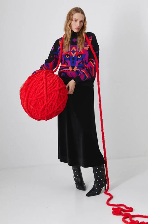 Sweter damski wzorzysty  kolor czarny