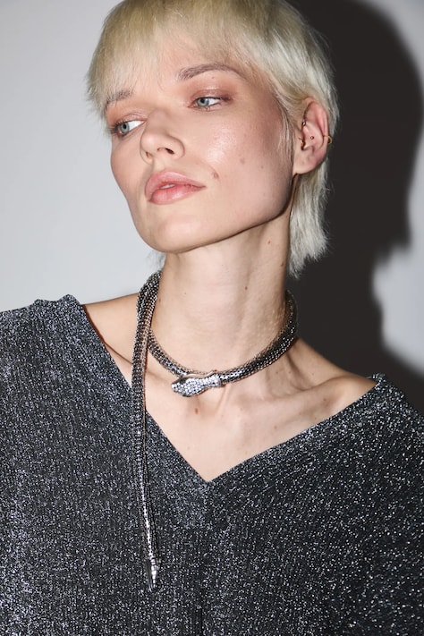 Náhrdelník v tvare hada strieborná farba RW25-ASDB00