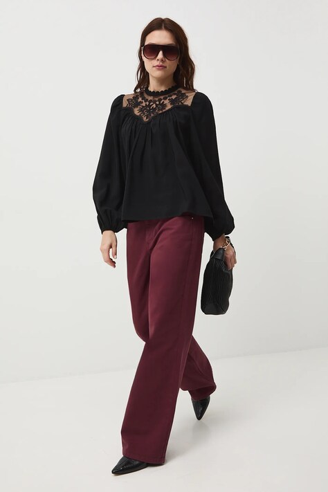 Medicine bluzka damska kolor czarny z aplikacją