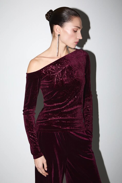 Medicine longsleeve kolor bordowy cold shoulder