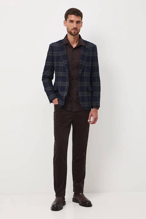 Koszula męska z kołnierzykiem klasycznym gładka kolor brązowy RW25-KDM098