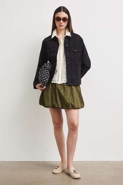 Kurtka damska jeansowa czarna RW25-KUD104