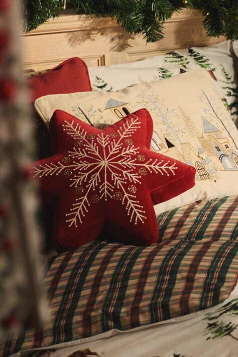 Poduszka dekoracyjna - gwiazdka kolor bordowy RW25-PSU815