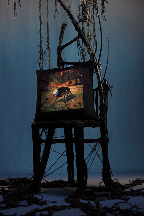 Ukrasna jastučnica Medicine boja: crna