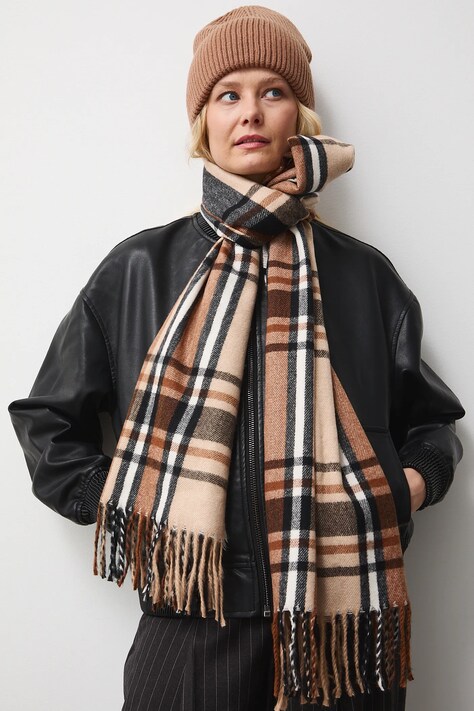 Szal damski w kratę z wiskozą kolor beżowy RW25-SAD604