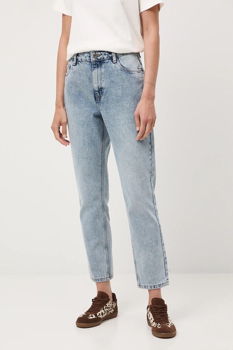 Jeansy bawełniane damskie mom fit z efektem sprania kolor niebieski RW25-SJD040