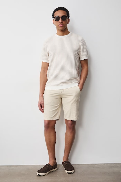 Szorty z domieszką lnu męskie z paskiem kolor beżowy RW25.SZM101