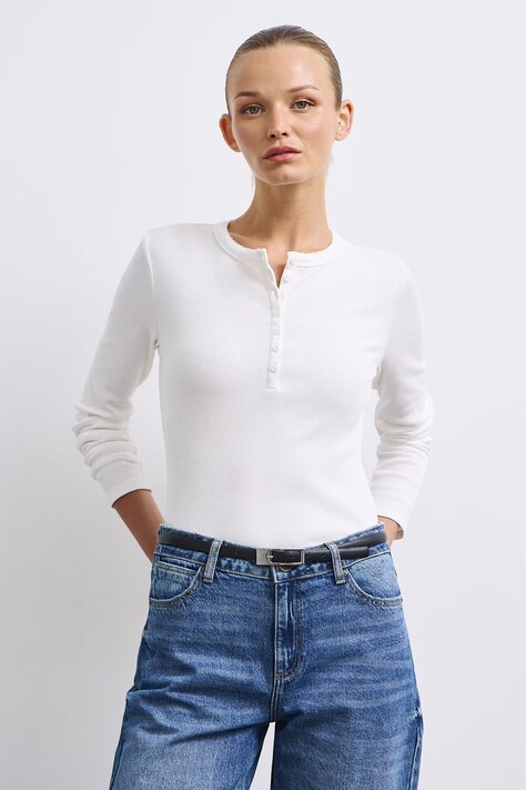 Longsleeve damski bawełniany z elastanem w prążki beżowy RW26-BUD053