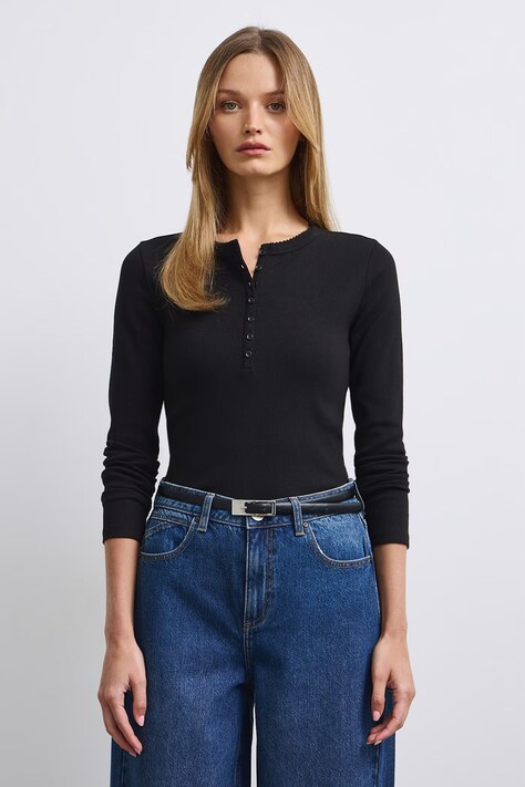Longsleeve damski bawełniany z elastanem w prążki czarny RW26-BUD053
