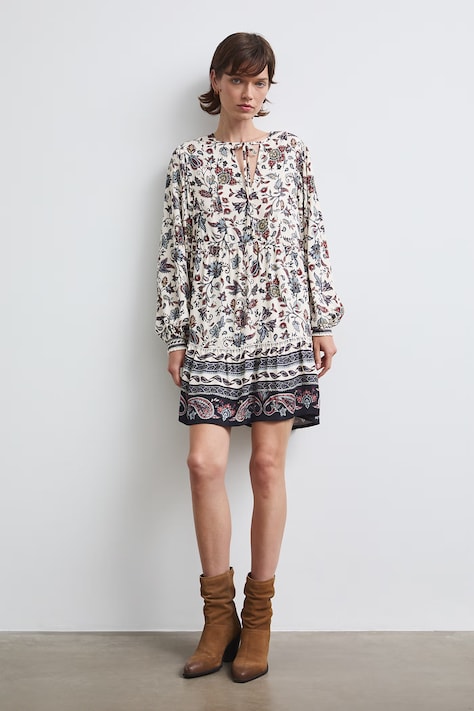 Sukienka z wiskozy z motywem roślinnym multicolor RW26-SUD305