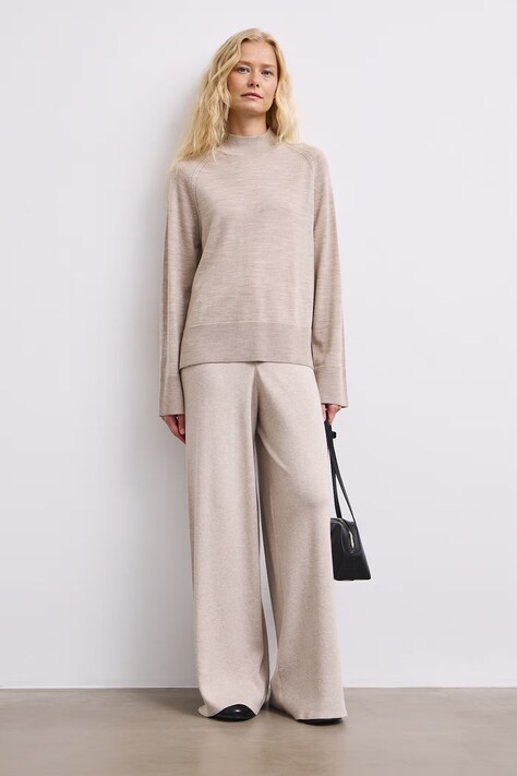 Sweter damski z wełny merino melanżowy beżowy RW26-SWD624