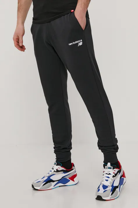 Панталон New Balance MP03904BK мъжки в черно с изчистен дизайн
