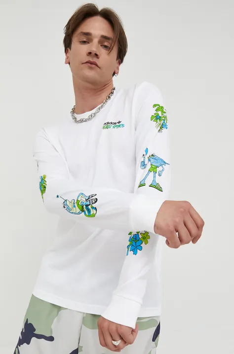 Памучна блуза с дълги ръкави adidas Originals в бяло с принт