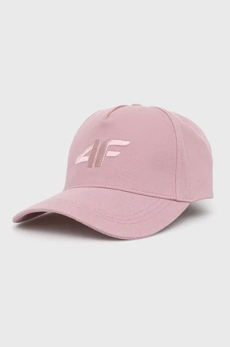 4F czapka bawełniana kolor różowy z aplikacją