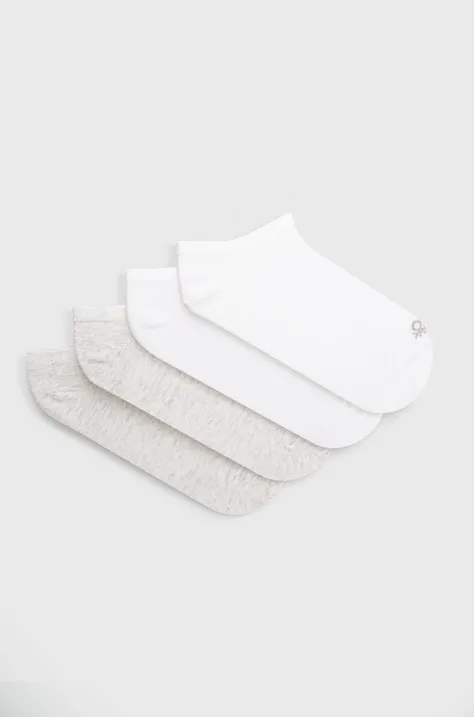 Чорапи United Colors of Benetton дамски в бяло