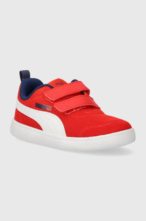 Otroški čevlji Puma rdeča barva
