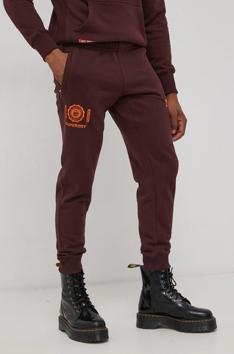 Superdry Pantaloni de bumbac bărbați, culoarea bordo, cu imprimeu