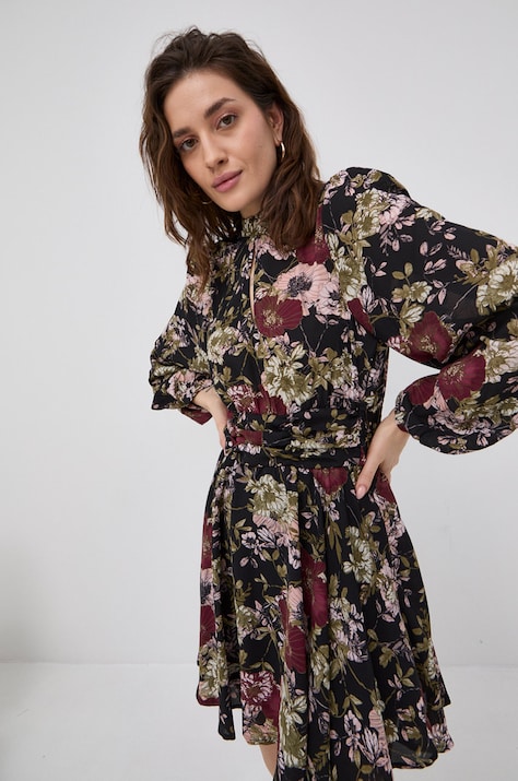 Šaty Vero Moda černá barva, mini, áčkové