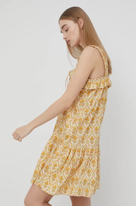 Pamučna haljina Notes du Nord boja: žuta, mini, širi se prema dolje