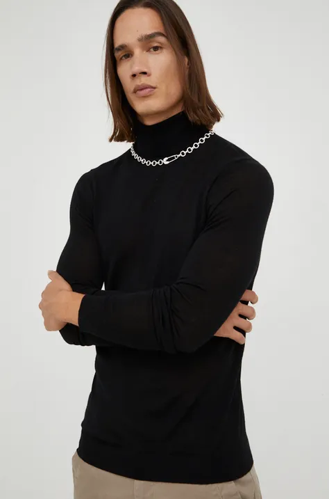 Шерстяной свитер Bruuns Bazaar мужской цвет чёрный лёгкий с гольфом