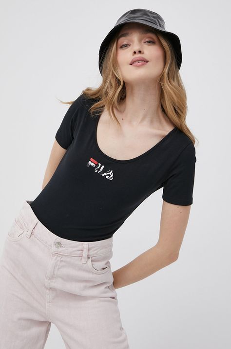 Μπλουζάκι Fila γυναικεία, χρώμα: μαύρο
