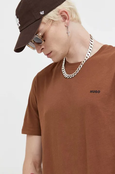 Хлопковая футболка HUGO цвет коричневый однотонный