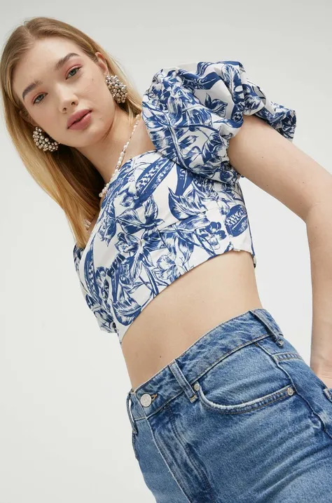 Abercrombie & Fitch top
