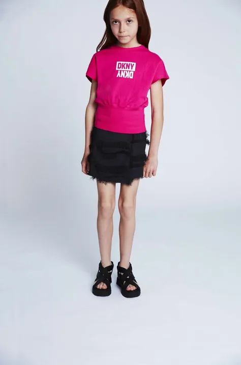 Παιδικό βαμβακερό μπλουζάκι DKNY χρώμα: ροζ