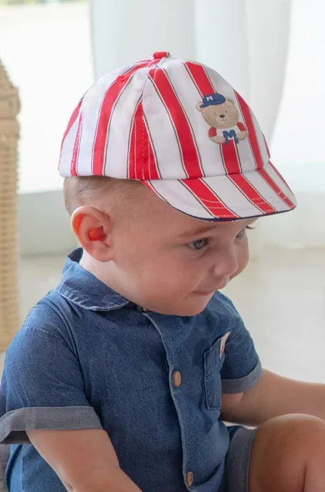 Бебешка шапка Mayoral Newborn в червено с десен