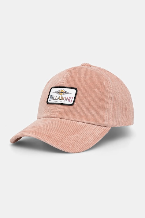 Памучна шапка с козирка Billabong в розово с апликация