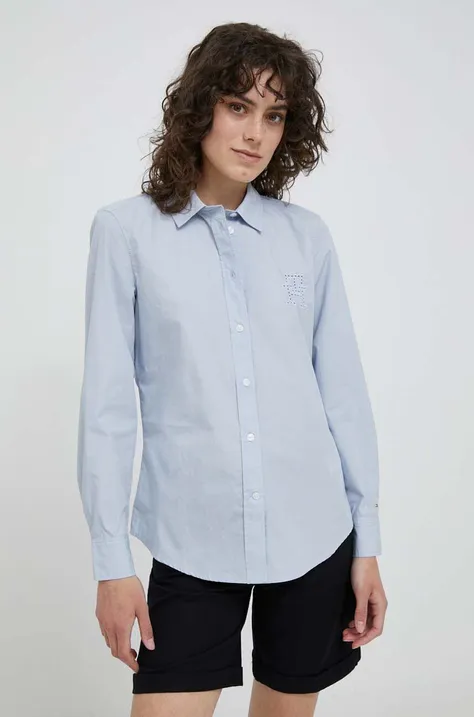 Памучна риза Tommy Hilfiger дамска в синьо със стандартна кройка с класическа яка