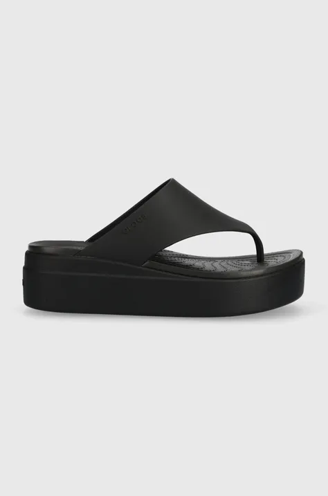 Вьетнамки Crocs Brooklyn Flip женские цвет чёрный на платформе 208727