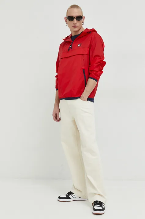 Bunda Tommy Jeans pánska, červená farba, prechodná