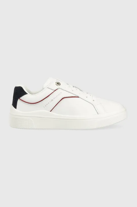 Δερμάτινα αθλητικά παπούτσια Tommy Hilfiger FEMININE COURT SNEAKER χρώμα: άσπρο, FW0FW07122