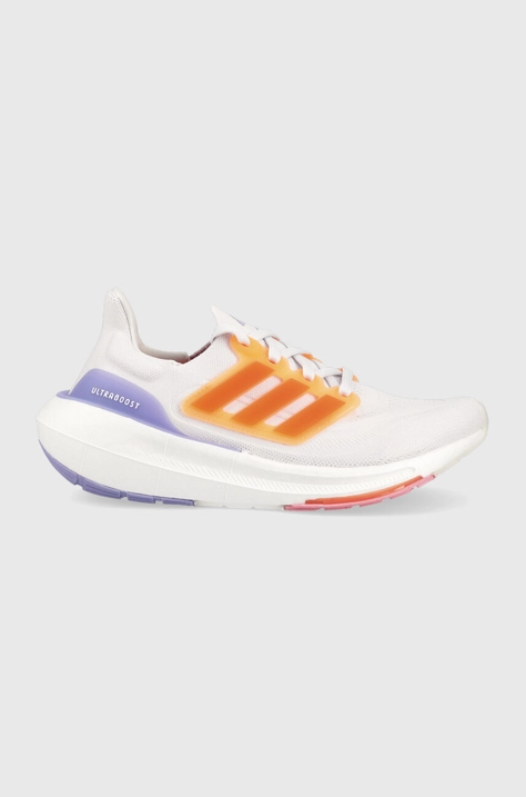 Tekaški čevlji adidas Performance Ultraboost Light bela barva