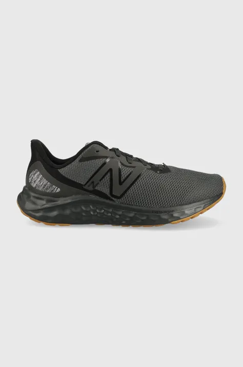 Бігові кросівки New Balance Fresh Foam Arishi v4 колір чорний