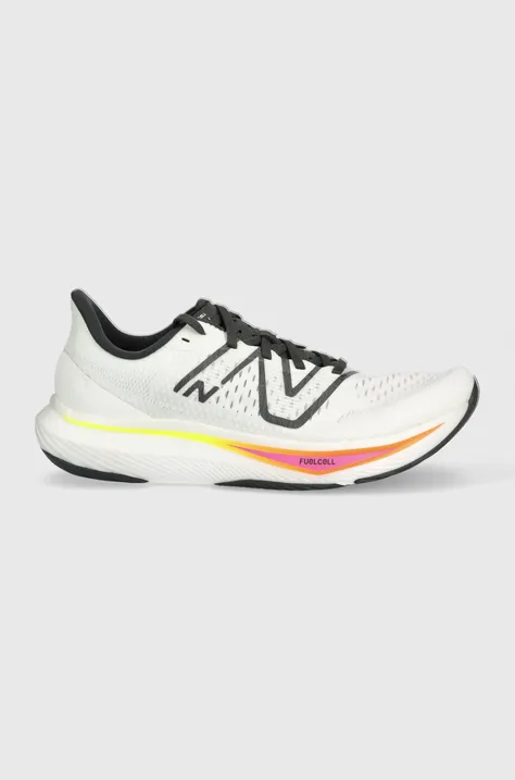 Tekaški čevlji New Balance FuelCell Rebel v3 bela barva