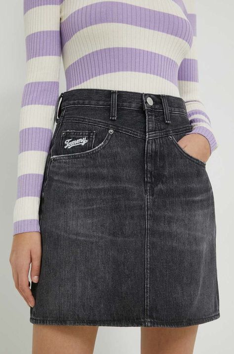Rifľová sukňa Tommy Jeans