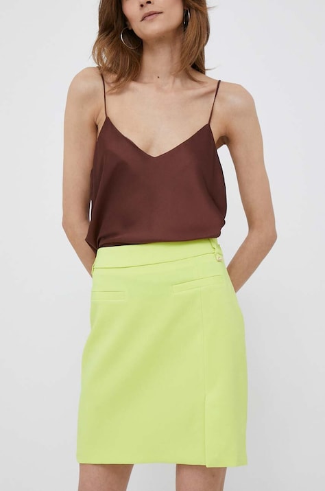 Пола Artigli в жълто къс модел със стандартна кройка