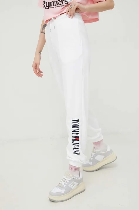 Спортивні штани Tommy Jeans жіночі колір білий з аплікацією