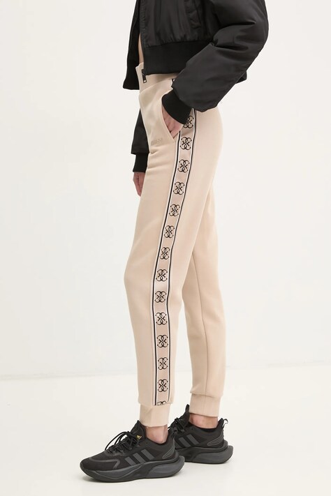 Guess pantaloni de trening BRITNEY culoarea bej, cu imprimeu, V2YB15 KB3P2