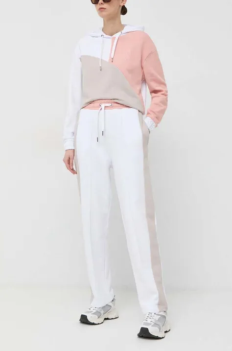 Armani Exchange spodnie dresowe bawełniane kolor biały z nadrukiem