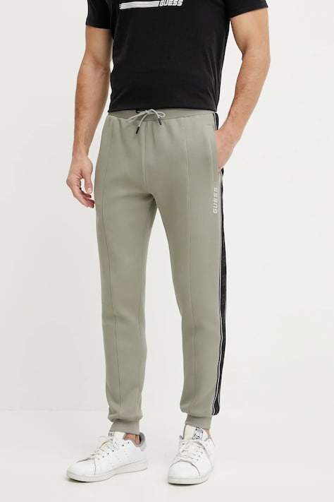 Guess spodnie dresowe MICKEY kolor brązowy z nadrukiem Z2YB09 KB3P2